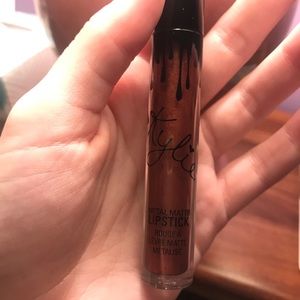Kylie Cosmetics Makeup - Kylie Cosmetics Metal Matte Liquid Lipstick Kylie Cosmetics Makeup - Kylie Cosmetics Metal Matte Liquid Lipstick
